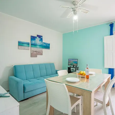 Apartment Riva Di Mare Near The Sea - Happy